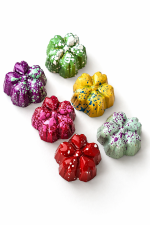 Handcrafted flower-shaped bonbon chocolate box with assorted flavours for Mother’s Day gift